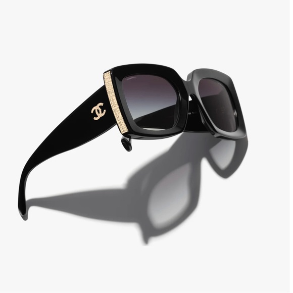 CHANEL RECTANGLE SUNGLASSES - Picture 4 of 11